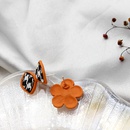 Boucles doreilles asymtriques en alliage pour femmes avec nud floralpicture9