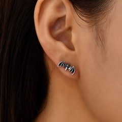 Fashion Alloy Dark Stud Bat Simple Retro Women's Earrings Accessories