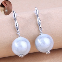 Mode Einfache Retro Perle Metall Ohrringe Tropfen