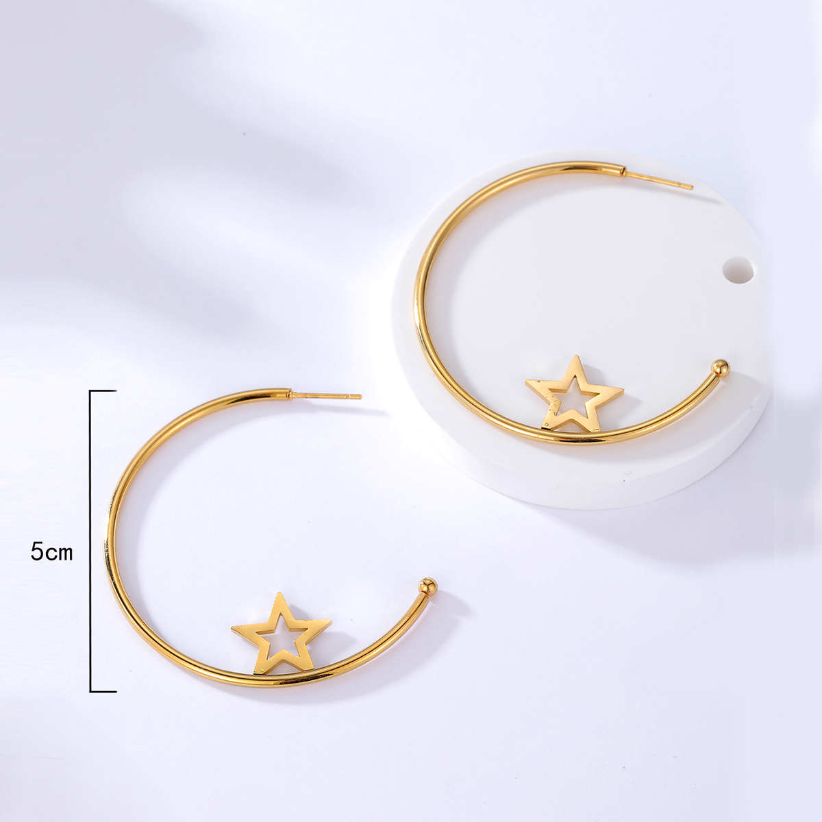 Simple Fashionable Temperamental AllMatch Large Circle Open C Shaped Butterfly 18K Gold Earrings Pairpicture2