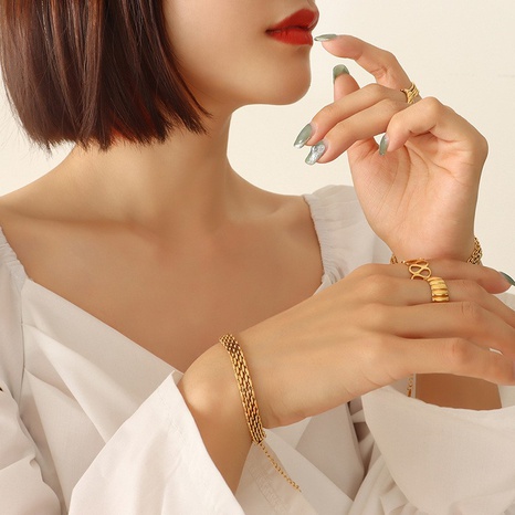 Mode Band Armband Weiblichen Geometrische Titan Stahl Vergoldet 18K Gold Hand Ornament's discount tags