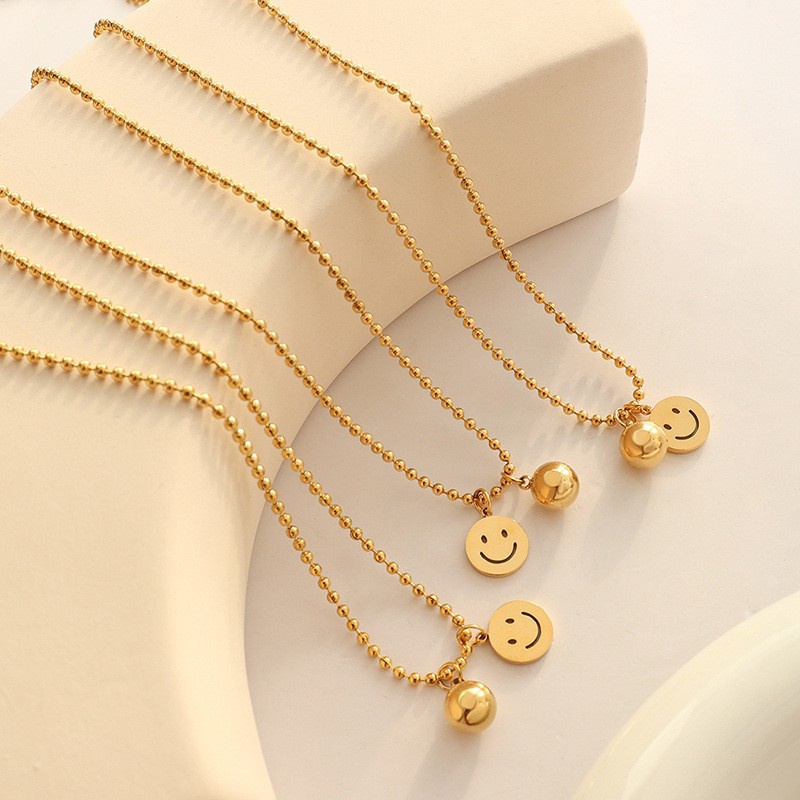 Mode Geometrische runde Marke Smiley Halskette Titan Stahl Vergoldet 18K Gold runde Perle