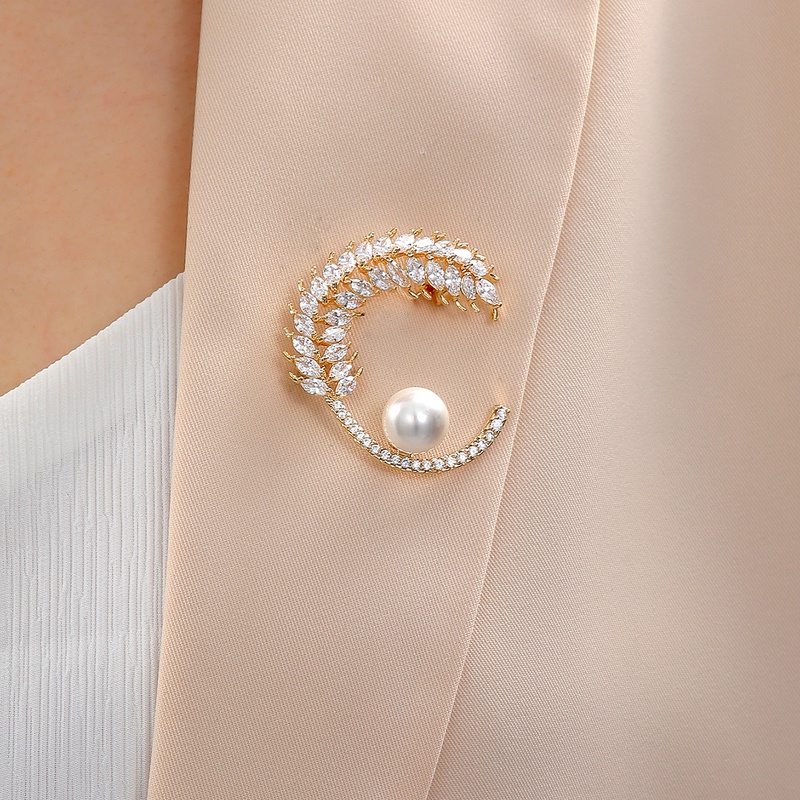 Fashion Simple New Copper Plating 18K Gold Zircon Pearl Brooch