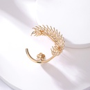 Fashion Simple New Copper Plating 18K Gold Zircon Pearl Broochpicture7