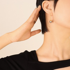 Mode Nachahmung Grau Perle Lange Ohrringe Titan Stahl