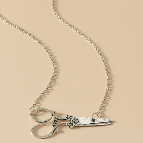 Fashion Solid Color Geometry Scissors Pendant Alloy Necklace's discount tags