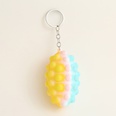 Kreative Nette Bunte Rugby Silikon Stress Relief Squeeze Ball Keychain Spielzeugpicture13