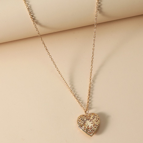 Creative Hollow Heart Shape Pendant Photo Box Pendant Necklace's discount tags