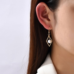 European and American Temperament Handmade Geometric Pearl Earrings Simple Rhombic Ear Studs Japanese and Korean Fashion Ear Jewelry