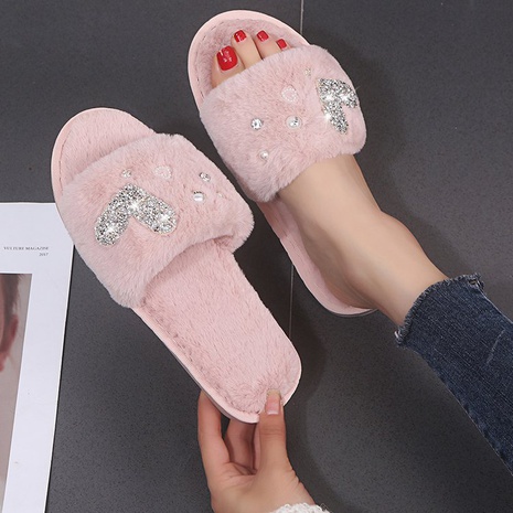 New Fashion Fur Shoes Heart-Shaped Cotton Home Open Flat Plush Slippers's discount tags