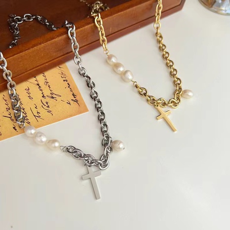 Collar de acero inoxidable con cadena de clavícula con adorno de perlas naturales's discount tags