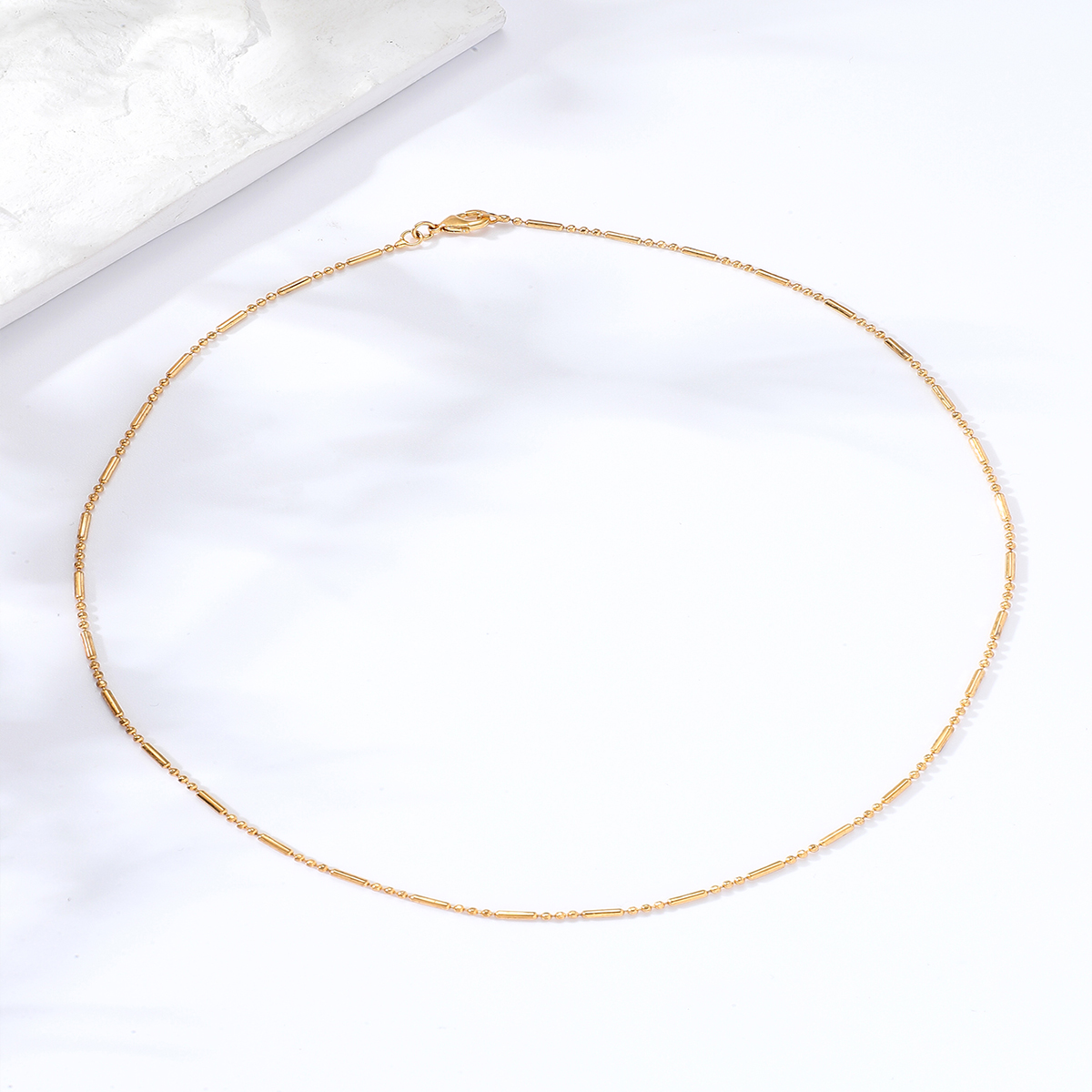 2022 mode Einfache Geometrische runde Perlen Gold Halskettepicture2