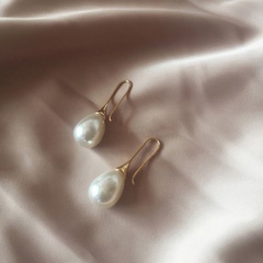 Fashion Simple Cute Water Drop Pearl pendant Earrings