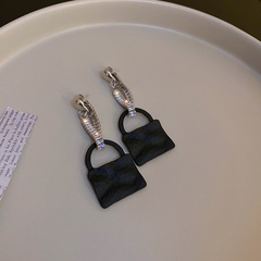 925 silberne Nadel schwarz eingelegte Zirkon Handtasche Ohrringe koreanische Persönlichkeit Temperament Ohrringe einfache und kalte Wind ohrringe Frauen