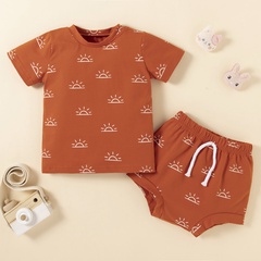 Moda verano sol estampado de manga corta Camiseta y pantalones cortos traje de dos piezas para niños