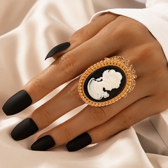 Amazon Cruz-borde ornamento retrato relieve anillo único geométrico exagerado anillo personalizado
