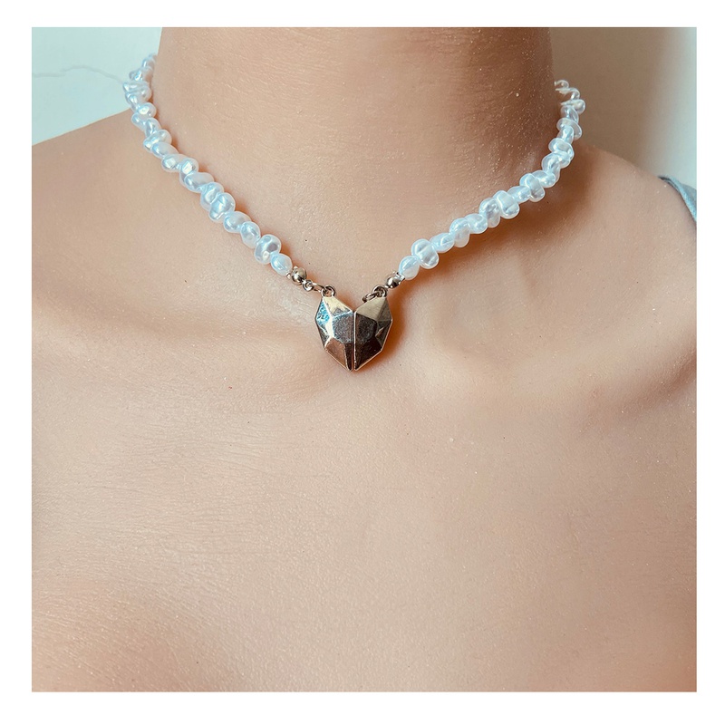 Mode Irrgulire Perle Femmes de Coeur En Forme de Pendentif Collier