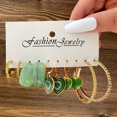 Creative Green Oil Dripping Love Heart Pendant Rhinestone Inlaid C- Shaped Earrings 5-Piece Set