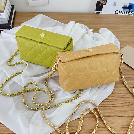 Fashion Shoulder Large Capacity Embroidery Thread Shaping Small Square Crossbody Bag's discount tags