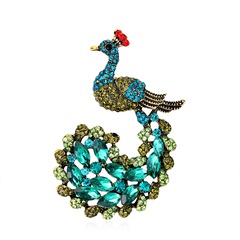 Fashion Peacock Shaped Animal Accessories Clothing Jewelry Brooch Cartoon