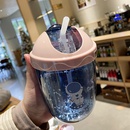 Astronaut niedlichen Kunststoff Doppels chicht Stroh Tasse kreative Geschenk Tasse groe Kapazitt Kinder Gleit abdeckung Wasser Tassepicture7