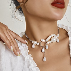 Fashion Ornament Baroque Imitation Pearl Drop-Shaped Clavicle Chain 