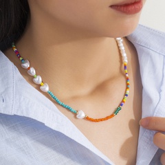 Mode Ethnischen Stil Nähte Perle Farbe Schlüsselbein Kette Liebe Herz Einfachheit Imitation Perle Vintage Halskette