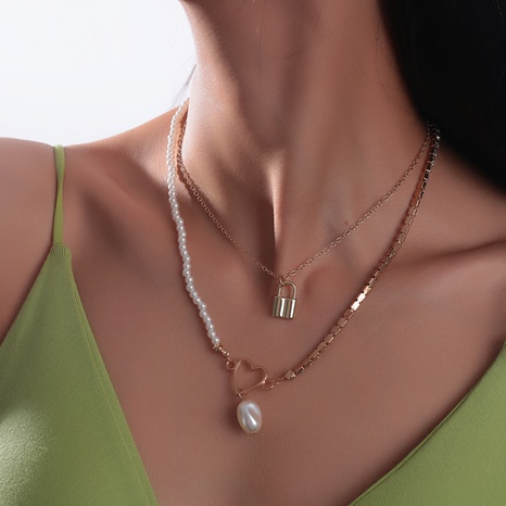 Collar de doble capa con candado de cadena de costura de perlas de moda's discount tags