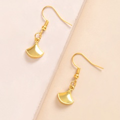 Scallop Simple Earring Alloy