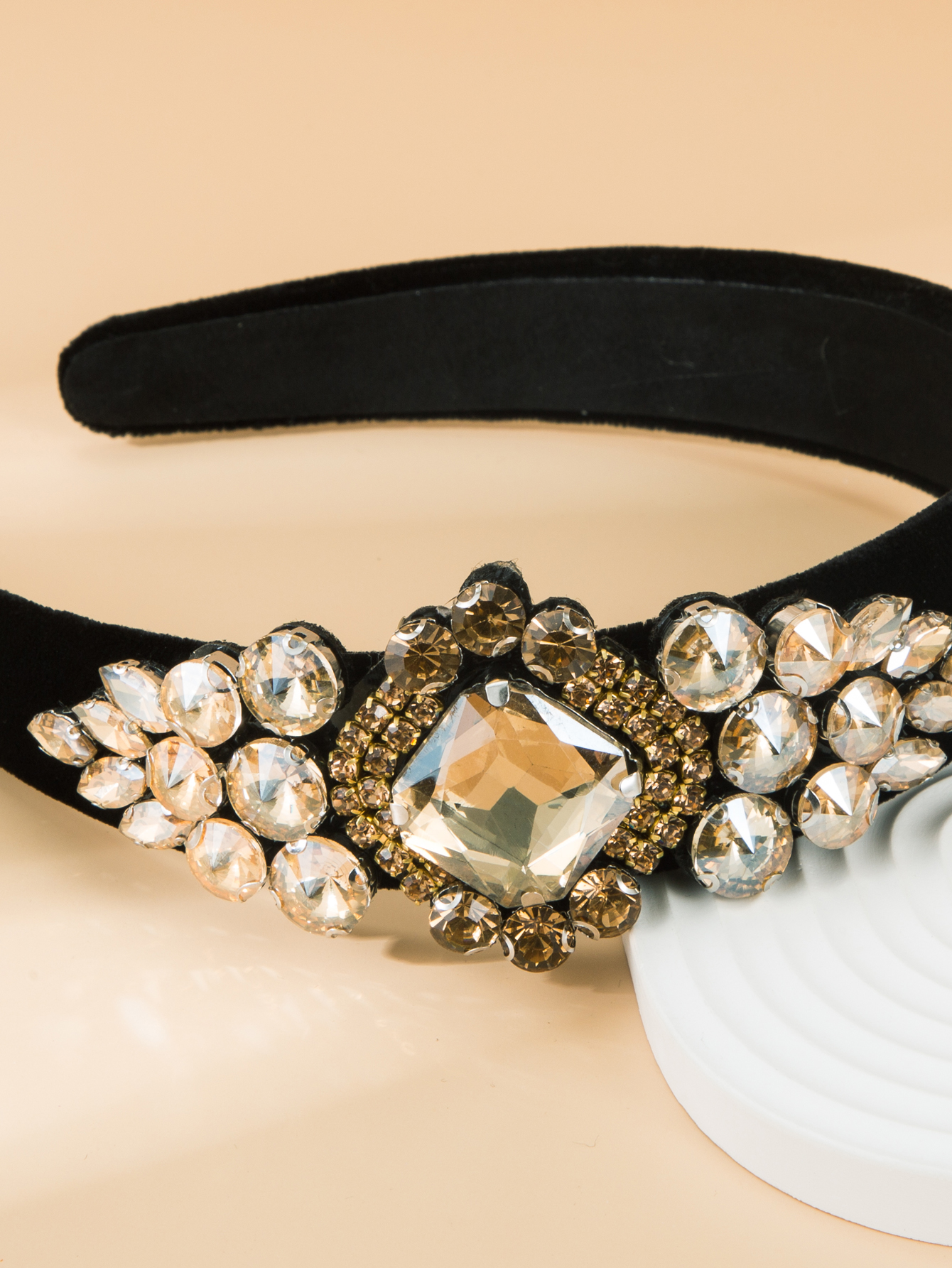 Fashion Baroque Shiny Golden Velvet Cloth Headband Hair Accessoriespicture4