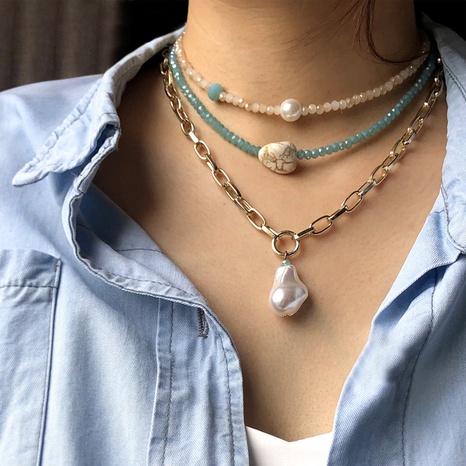 Collar de cristal de aleación con colgante de perlas multicapa retro a la moda's discount tags