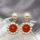 Boucles doreilles en alliage rouge avec perle de modepicture9