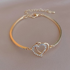 Simple metal inlaid rhinestone heart-shaped alloy bracelet