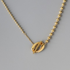 Cadena de clavícula simple de moda collar de oro de 18 quilates chapado en acero de titanio