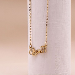 Fashion Rhinestone Letters Queen Crown Pendent Alloy Necklace
