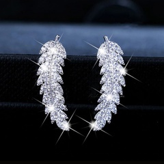 fashion full diamond rhinestone leaf alloy stud earrings