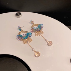 Boucles d'oreilles à pampilles en cristal de fleur de couleur à la mode