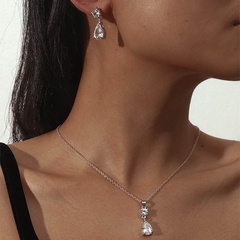 Fashion Jewelry Crystal Zircon Water Drop Necklace Stud Earrings Set