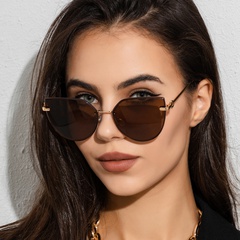 Nuevas gafas de sol degradadas de ojo de gato con montura grande para mujer
