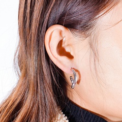 Nouvelles boucles d'oreilles irrégulières femme vent froid petite personnalité de tempérament simple boucles d'oreilles élégantes aiguilles en argent