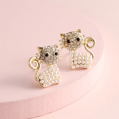 Fashion Rhinestone Pearl Asymmetric Cat Stud Earrings's discount tags