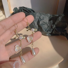 Kleine frische Perle Blume Ohrhaken koreanisches Temperament einfache Mode Ohrring weibliche lange Quaste kalten Wind Ohrschmuck
