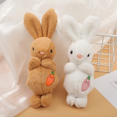 Nueva muñeca de juguete de peluche de zanahoria pequeño conejo lindo bolso llavero