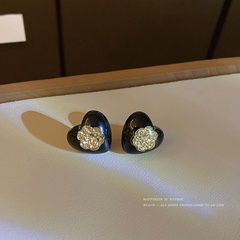 fashion retro black heart-shaped flower alloy stud earrings