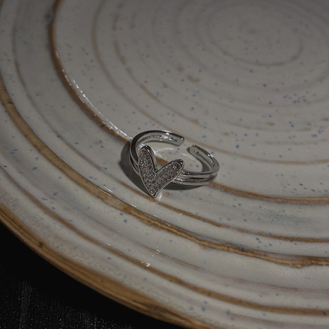 anillo abierto de cobre hueco de circón microincrustado en forma de corazón simple de moda's discount tags