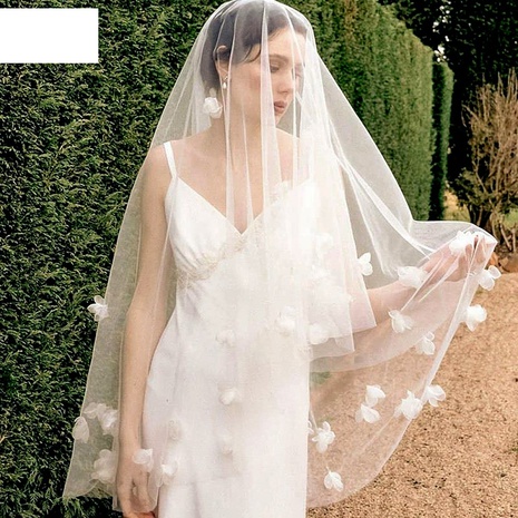fashion simple bride wedding veil three-dimensional flower veil's discount tags