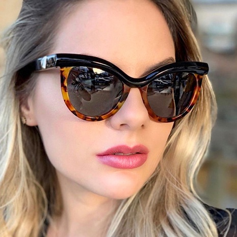 Cat eye sunglasses 2022 new retro geometric sunglasses's discount tags