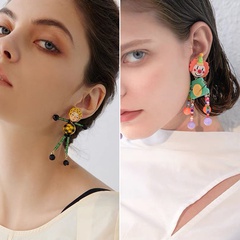 European and American cross-border personality alternative earrings colorful beaded clown earrings asymmetric resin button earrings