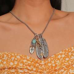 Fashion Jewelry Leaf Feather Eagle Claw Necklace