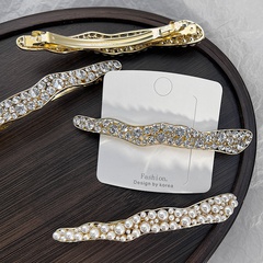 Clip de primavera perla accesorio de pelo diosa coreana Cabeza trasera palabra Diamante de imitación Haipin francés elegante dama de la nota Clip de Metal